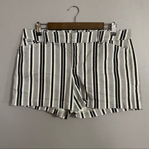 Size 12 Old Navy Pixie Midrise Striped Shorts